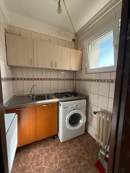 Proprietar inchiriez garsoniera in sector 3 langa metroul 1 Decembrie - 5