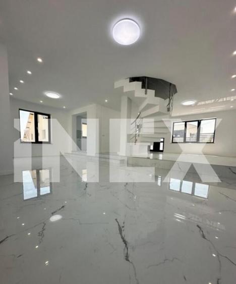 Casa spa?ioasa ?i moderna de vanzare in Trivale p - 6