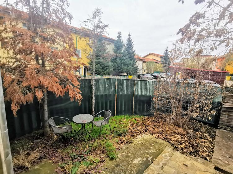 Apartament cu 2 camere decomandat în Sud