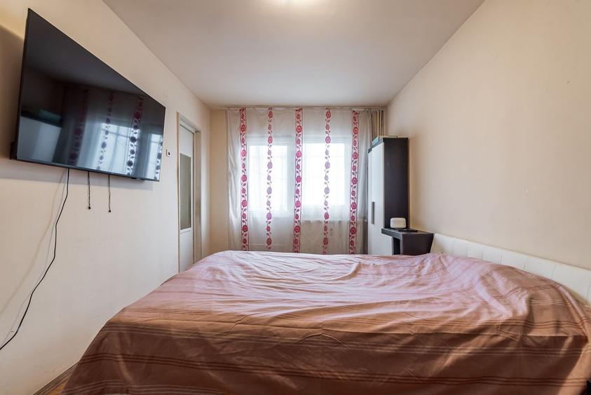 Vandut Garsoniera confort 1 la etajul 2 in confectii Comision 0 - 4