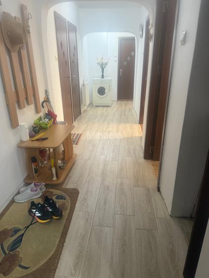 Apartament 3camere, decomandat, zona Brancoveanu Apartament 3camere, decomandat, zona Brancoveanu