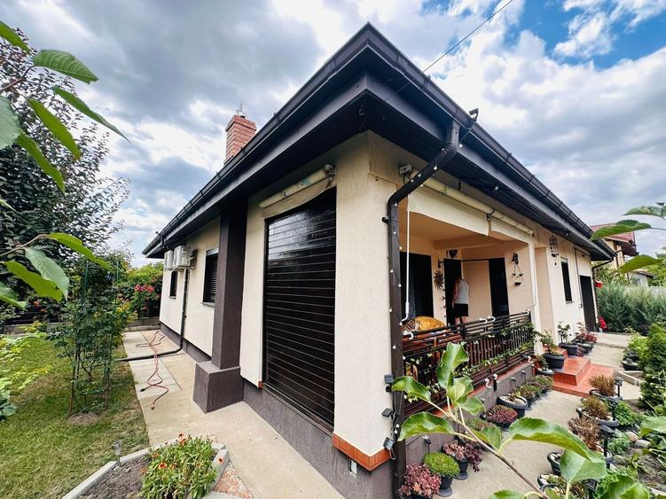 Parter cu structură pentru etaj, curte amenajată și organizare impeca - 2