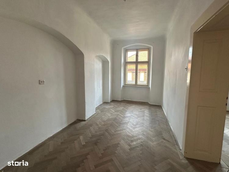 Casa in inima Centrului Istoric - Bra?ov - 1