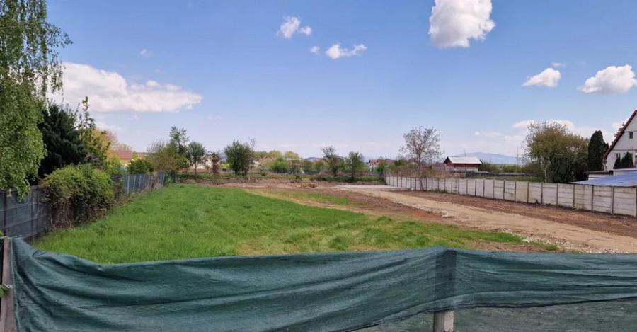 Teren Intravilan 2440 Stupini - 3