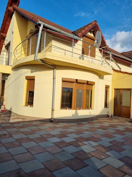 Giroc - Casa individuala cu 3 dormitoare si garaj - 1