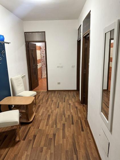 Persoana Fizica - Inchiriez apartament cu 2 camere decomandat. Loc de parcare inclus - zona Bucium - 2