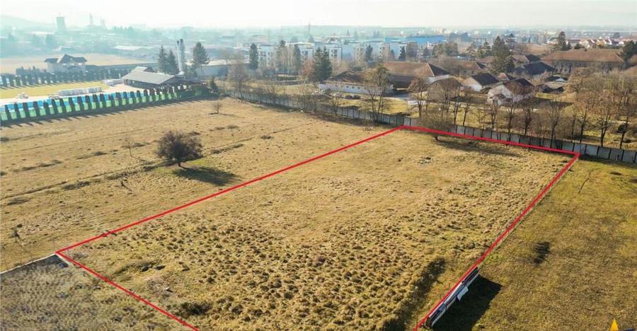 Teren intravilan, pe 3.500 mp, pozitie apreciabila, Grivitei - 5