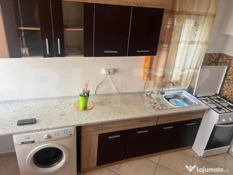 Garsoniera de vanzare in suprafata de 32 mp, zona Stadion, S - 3