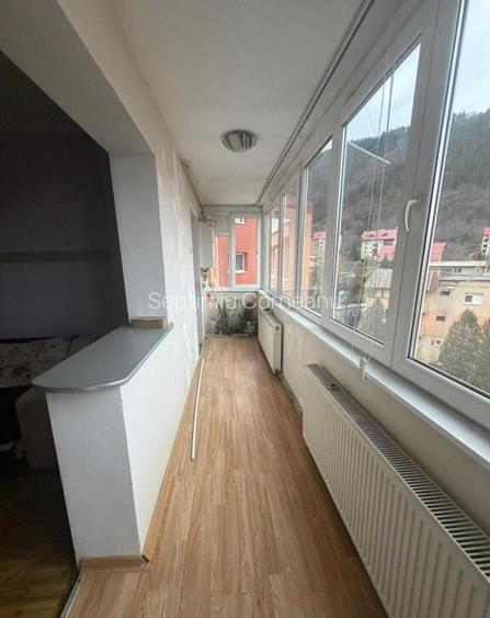 Apartament 3 camere Racadau vedere Tampa,160000 Euro