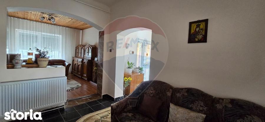 Casa de vanzare cu mansarda spa?ioasa in Chi?ineu-Cri? - 16