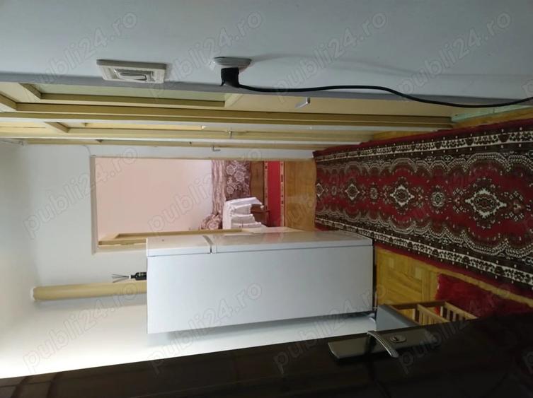 Garsonieră decomandată, mobilată în Rovine