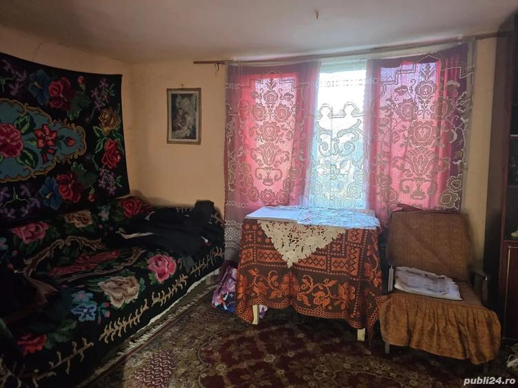 Casă cu 6 camere cu Teren 1400 Mp în Chitid