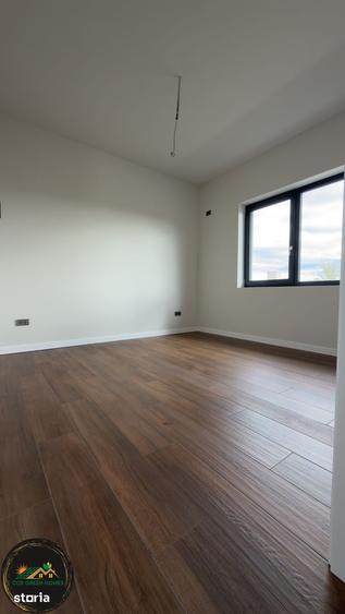 Casă cu 3 camere cu Teren 515 Mp în Dragomirești-Vale