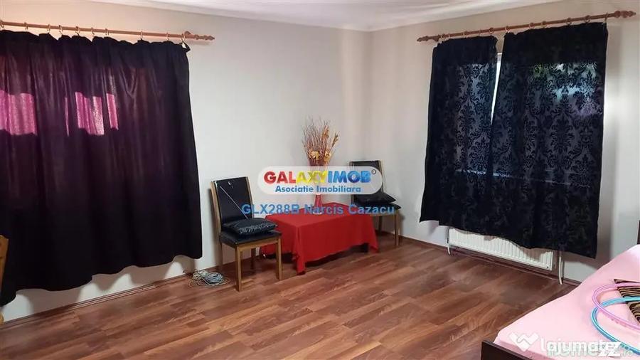 Casă cu 7 camere cu Teren 359 Mp în 1 Mai