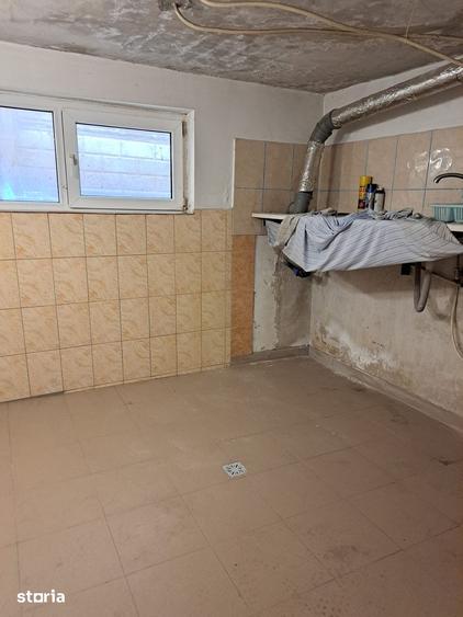 Casă cu 4 camere cu Teren 180 Mp în Central