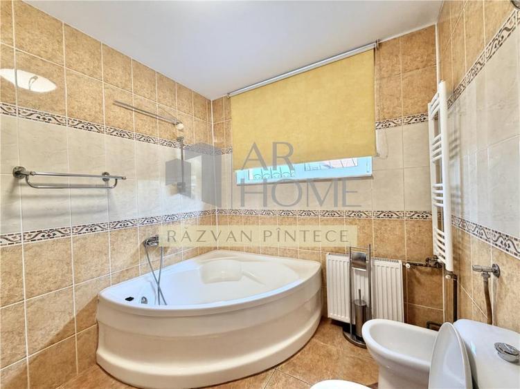 Casă cu 4 camere cu Teren 614 Mp în Bucov