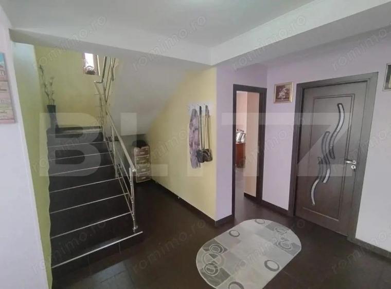 Casă cu 5 camere cu Teren 462 Mp în Malu Mare