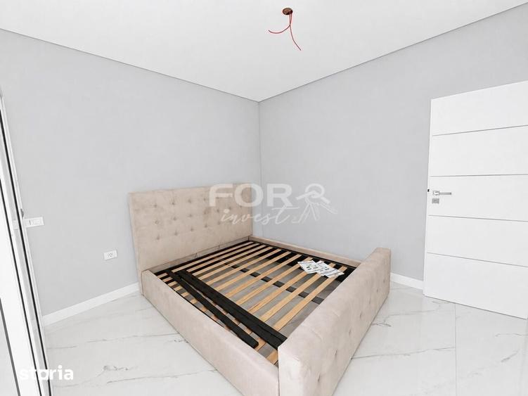 Casă cu Teren 1859 Mp în Sânmartin