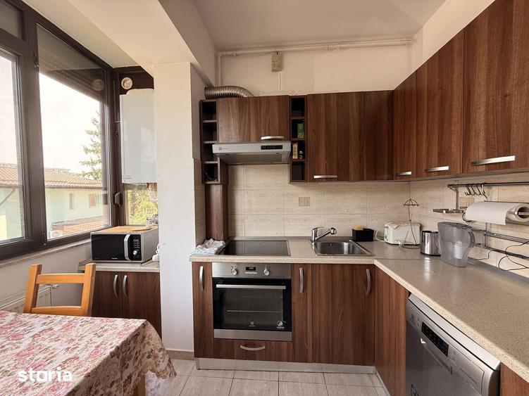 Apartament cu 3 camere, mobilat în 1 Mai