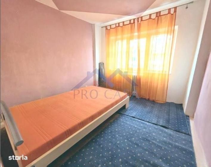 Apartament 2 camere,decomandat, et.2, Cetate, zona Mercur - 3