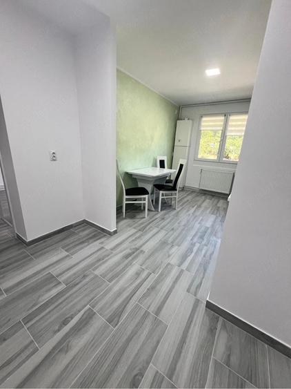 Apartament cu 2 camere decomandat în Tudor