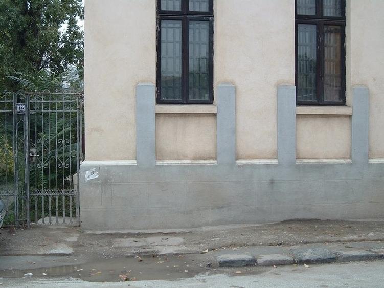 Teren de 400 mp, în Cantemir