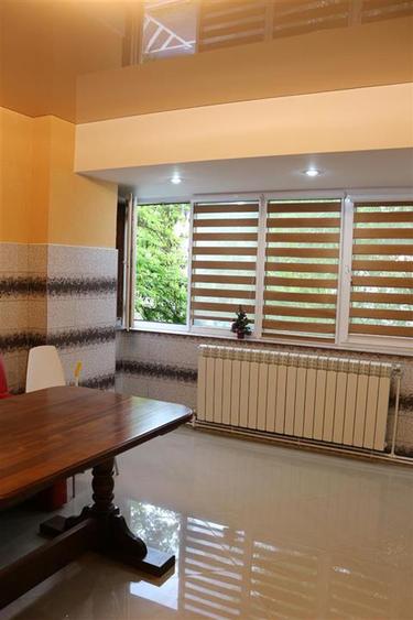 Apartament cu 2 camere decomandat în Buzaului