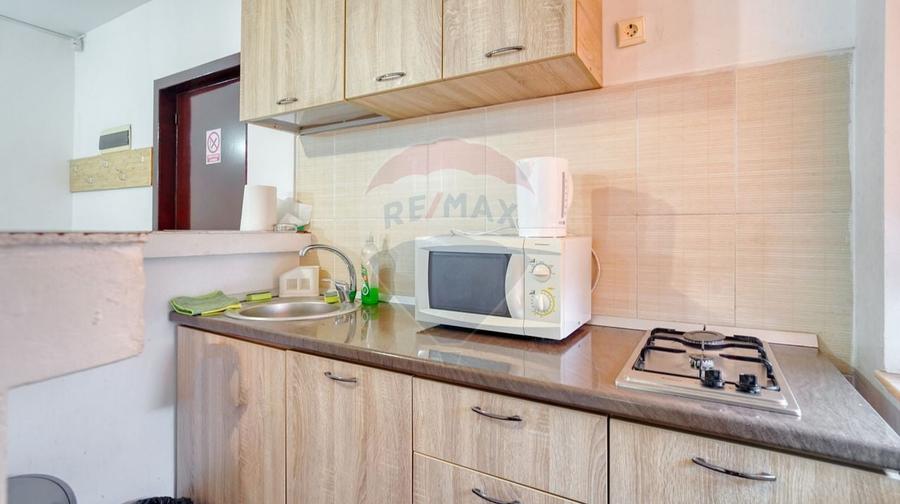 Casă cu 6 camere cu Teren 544 Mp în Cioplea