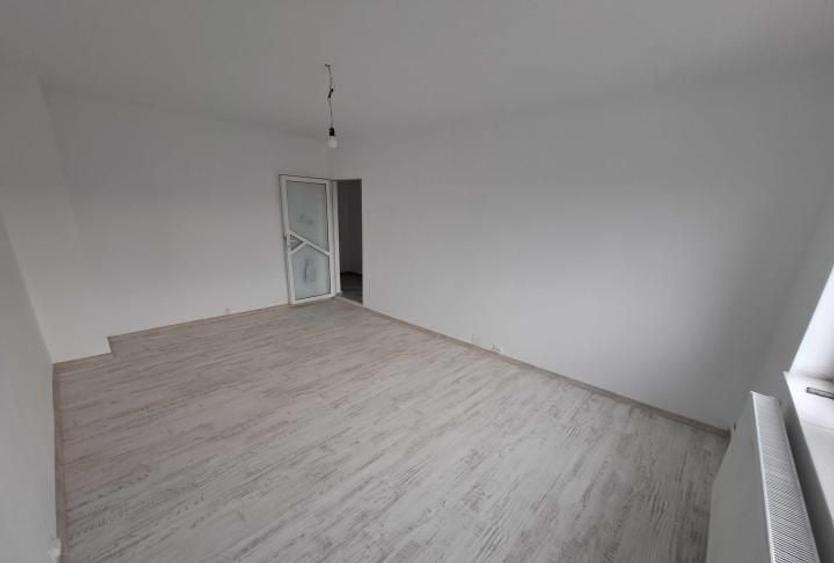 Apartament cu 2 camere decomandat în Inel II