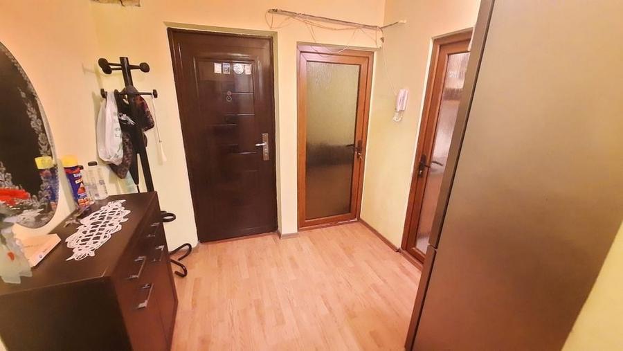 Apartament cu 2 camere decomandat în Dorobanți