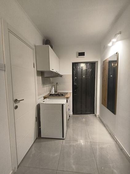 Garsoniera Cet renovata nou et 2/4 cu încălzire Radet și boiler - 9
