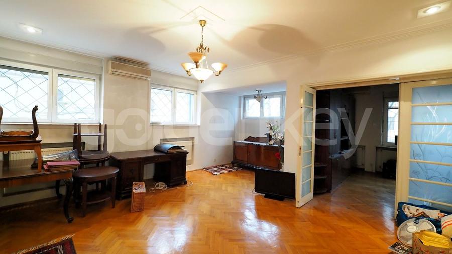 Vila impozanta D+P+1 | 10 camere, 6 bai | 500mpc - 3