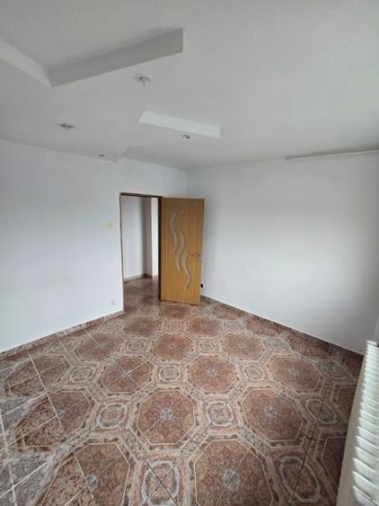 Apartament de vânzare, 2 camere, decomandat, cu vedere panoramică. - 4