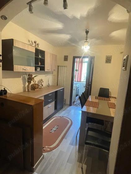Vand apartament cu 2 camere etaj 1 - 1