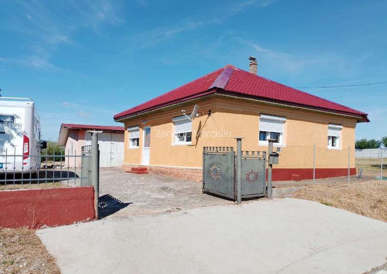 Casa mobilata Straoane, Vrancea