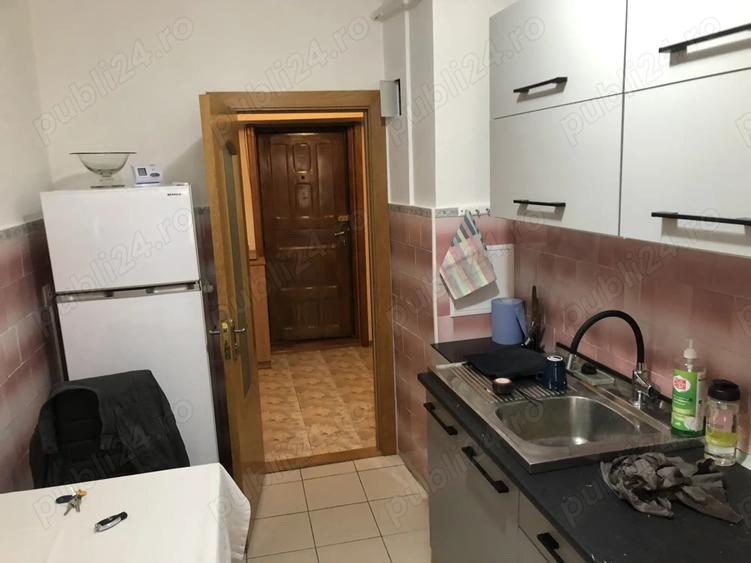 Inchiriez apartament 2 camere ultracentral - 3