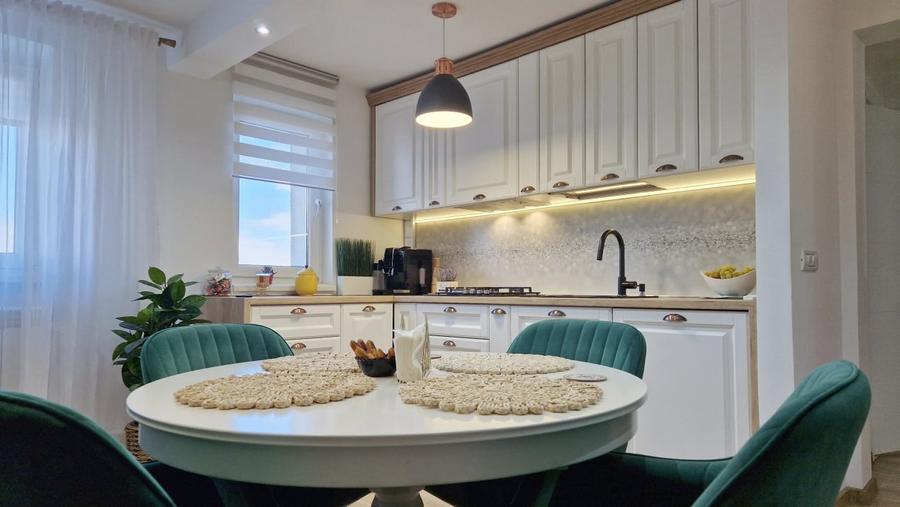 Fara griji, doar chei si valiza ta, apartament cu 4 camere la gura de metrou! - 11