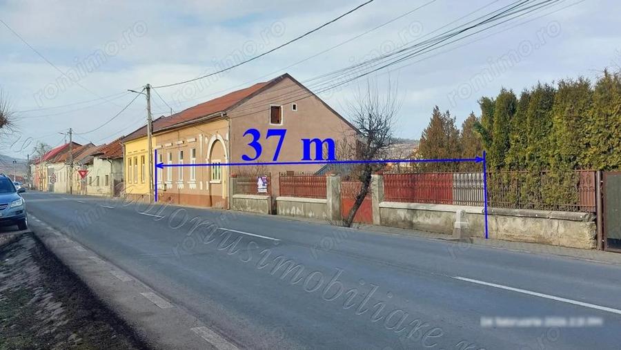 Casa in Ha?eg - zona centrala, singur in curte, 763 m2 de teren, stare foarte buna. - 1