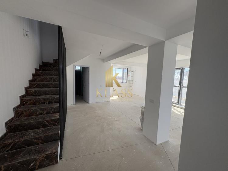 Vila 6 camere tip duplex Balotesi de vanzare - 4