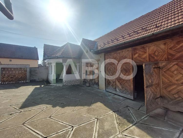 Casa individuala de vanzare cu teren de 1108 mp in Sacel Sibiu - 3