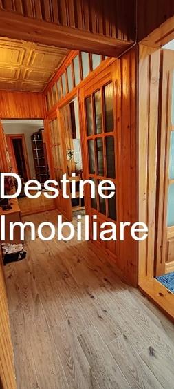 Apartament  3 camere de vanzare nedecomandat - 1