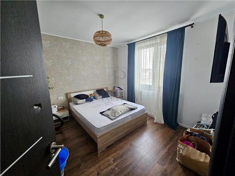 Dumbravita Central - 3 Camere - Et 2/2 - Centrala proprie - Clima - 2 Locuri par - 4