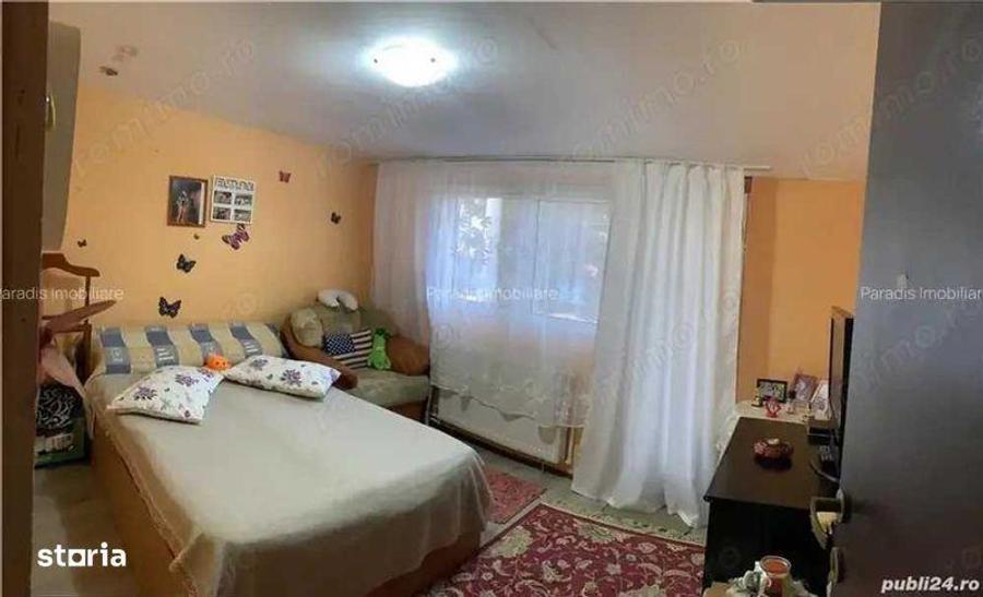 De vanzare casa 3 camere zona Damaroaia 2 bai, balcon deschis - 5