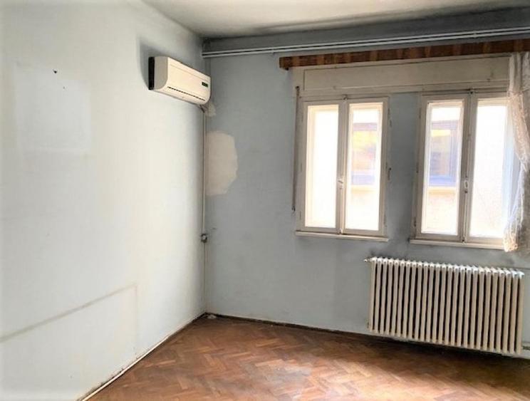 Vila Piata Floreasca - 2