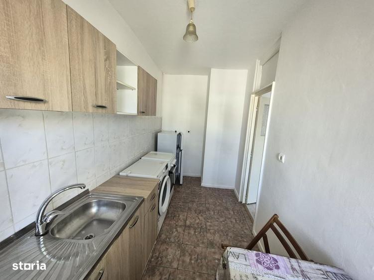 Apartament 1 camera Nicolina Catedrala Catolica bloc c 1990 bulevard - 9
