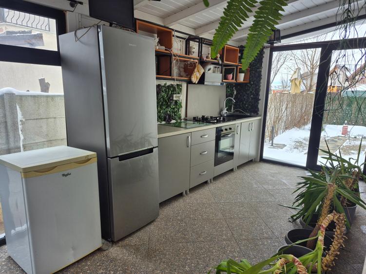 Vila cocheta Tunari zona noua, P+1+M - 21