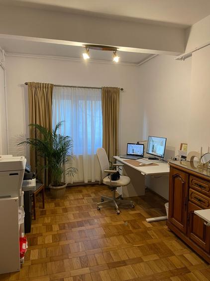 Parter in Vila cu intrare Individuală / Cotroceni/ Centrala Proprie - 16