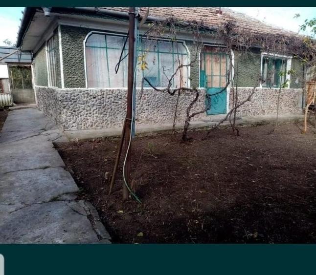 Casa la tara  de vanzare in Sitaru, teren de 675 mp, suprafata casa de 90 mp - 1