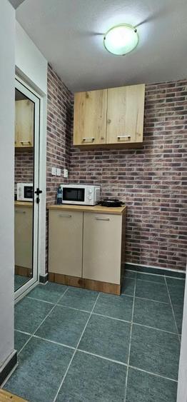 Inchiriez garsoniera zona Soarelui - 3