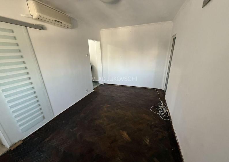 Apartament 3 camere zona Bratianu Apartament 3 camere zona Bratianu